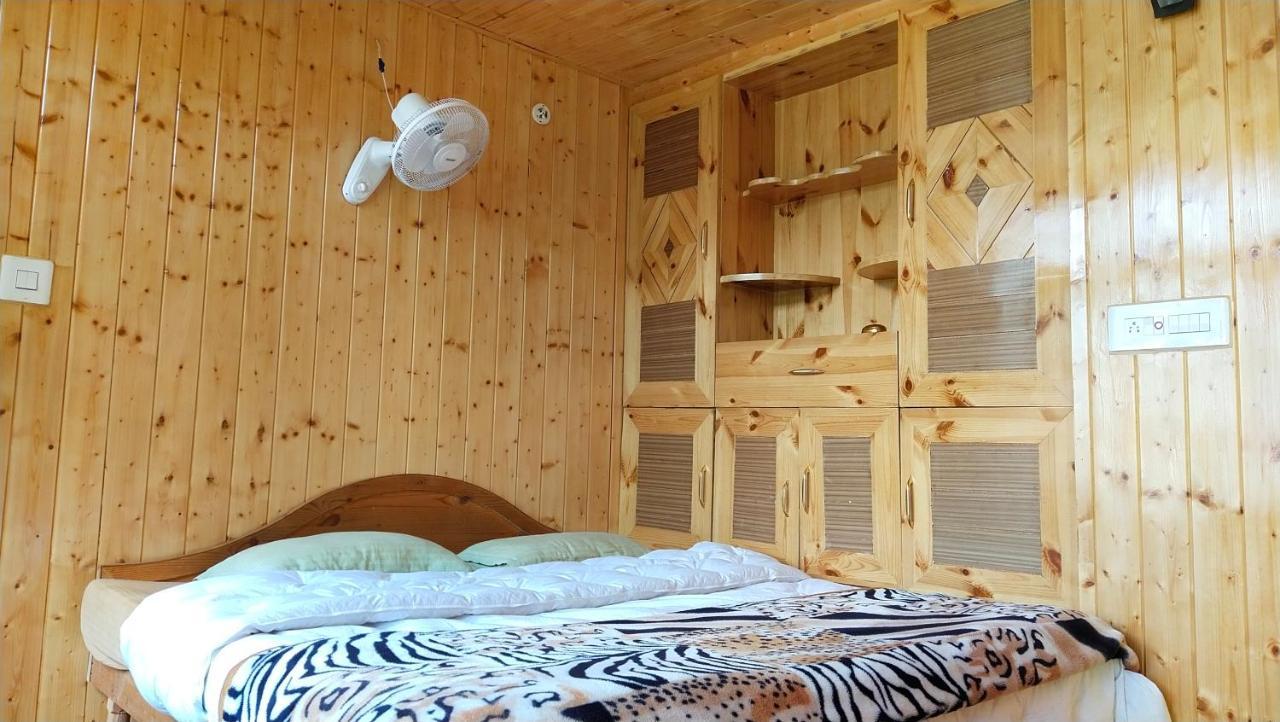 Kasol Wooden Cottage Екстериор снимка