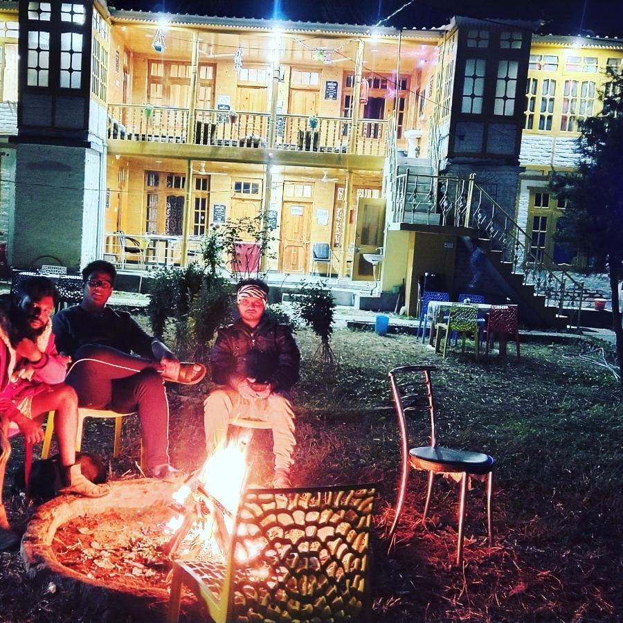 Kasol Wooden Cottage Екстериор снимка