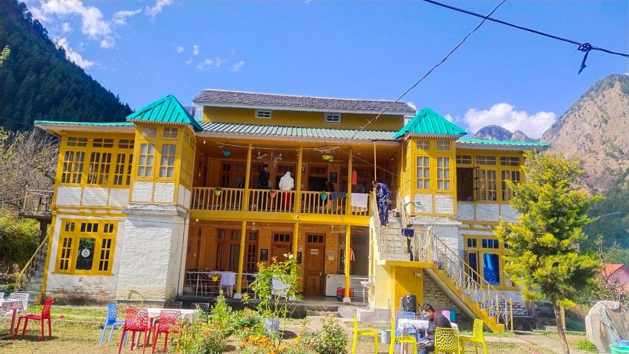 Kasol Wooden Cottage Екстериор снимка