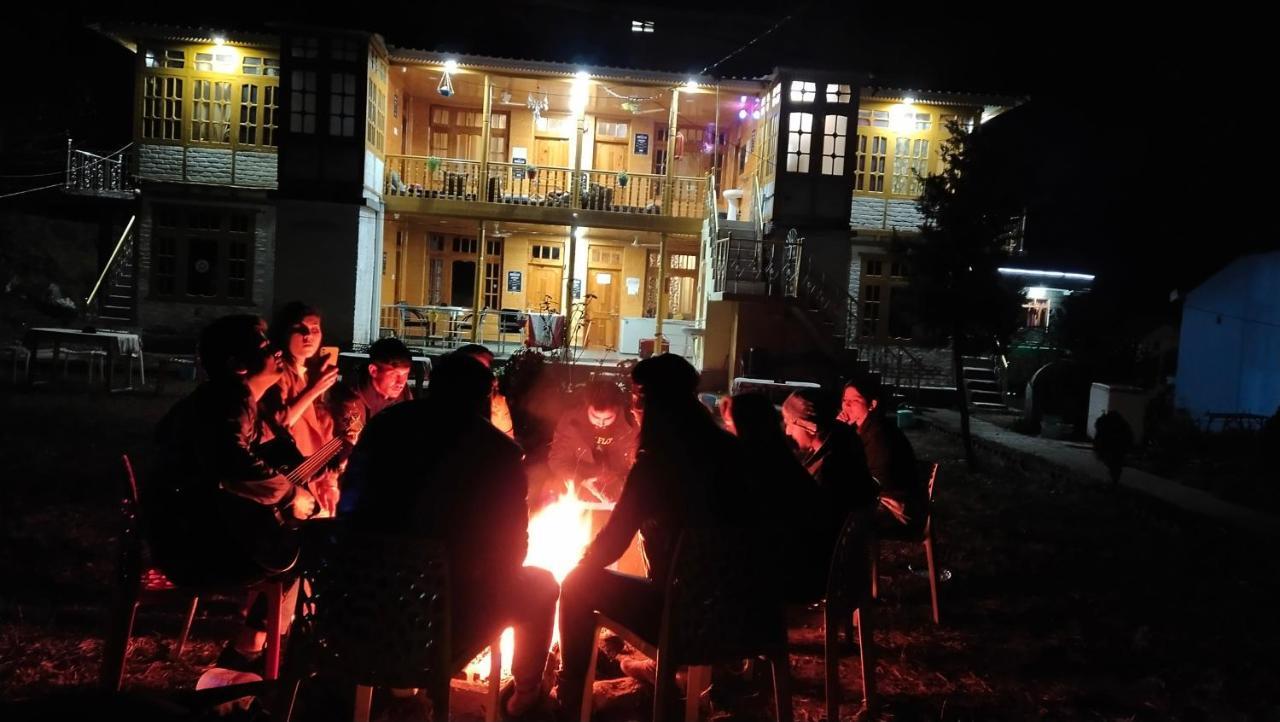 Kasol Wooden Cottage Екстериор снимка