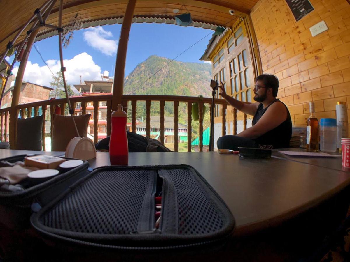 Kasol Wooden Cottage Екстериор снимка